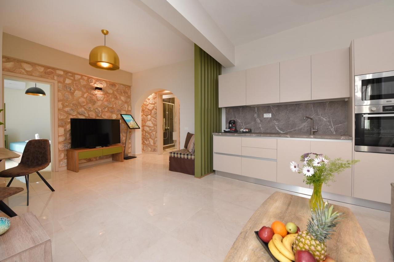 Syrene Luxury Suites エルムポリ エクステリア 写真