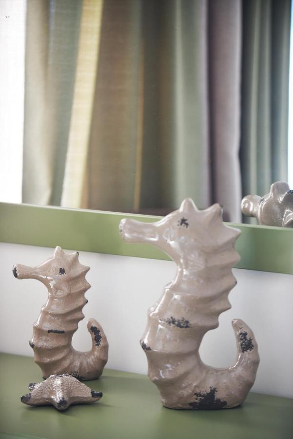 Syrene Luxury Suites エルムポリ エクステリア 写真