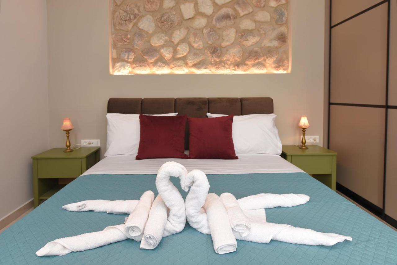 Syrene Luxury Suites エルムポリ エクステリア 写真