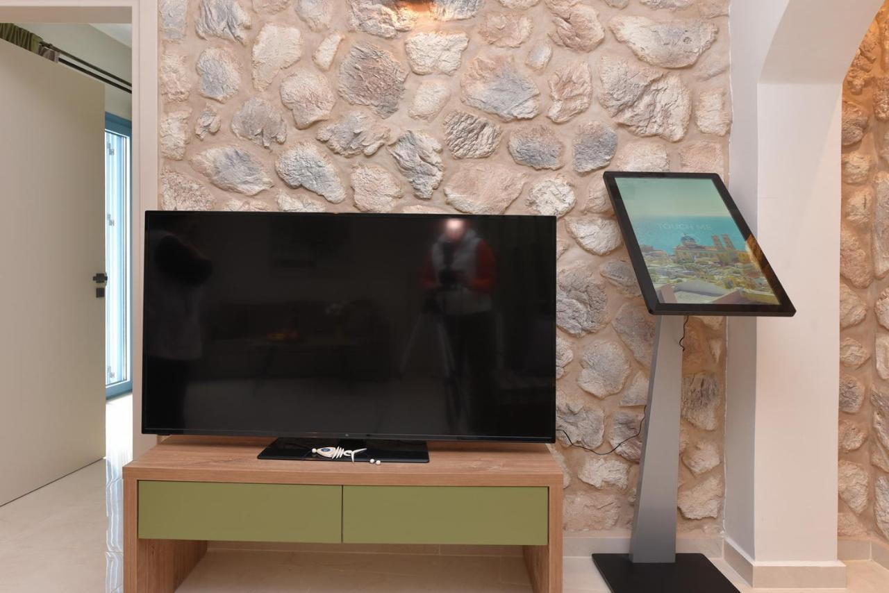 Syrene Luxury Suites エルムポリ エクステリア 写真